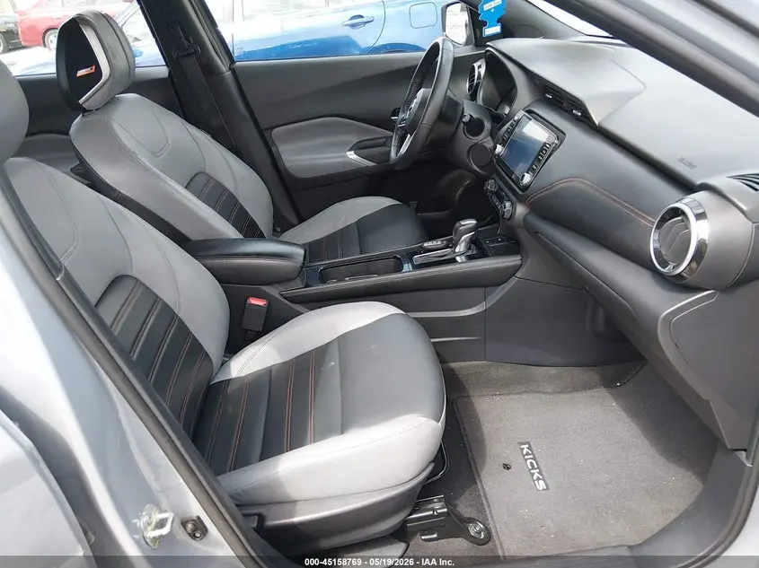 2022 NISSAN KICKS SR XTRONIC CVT