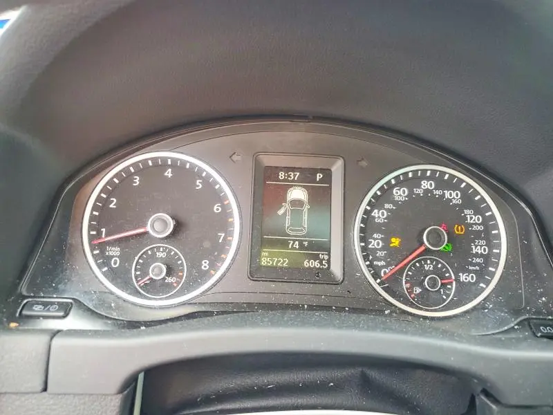 2017 VOLKSWAGEN TIGUAN SPORT  