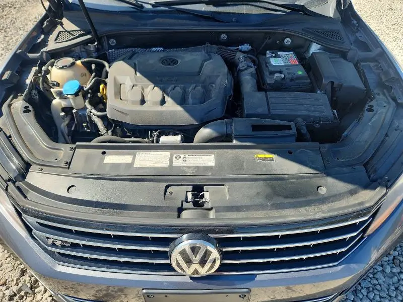 2018 VOLKSWAGEN PASSAT S  