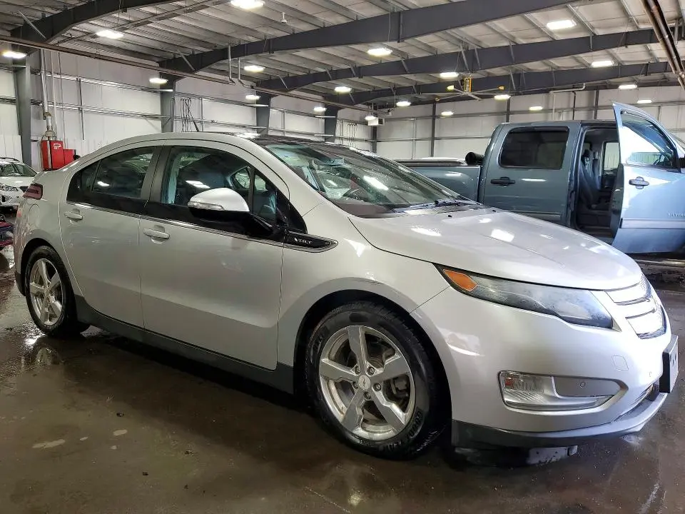 2011 CHEVROLET VOLT   