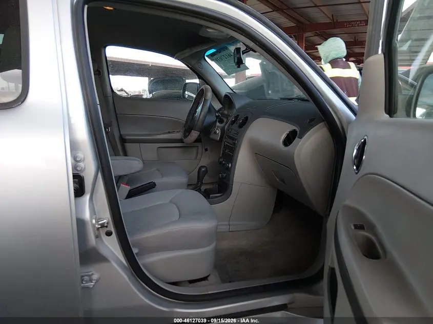 2011 CHEVROLET HHR LS