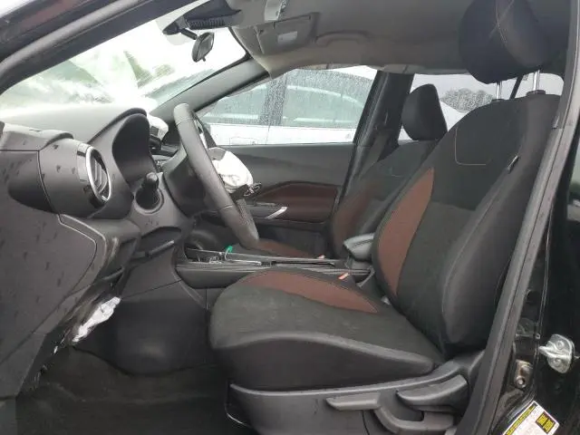 2023 NISSAN KICKS SR  
