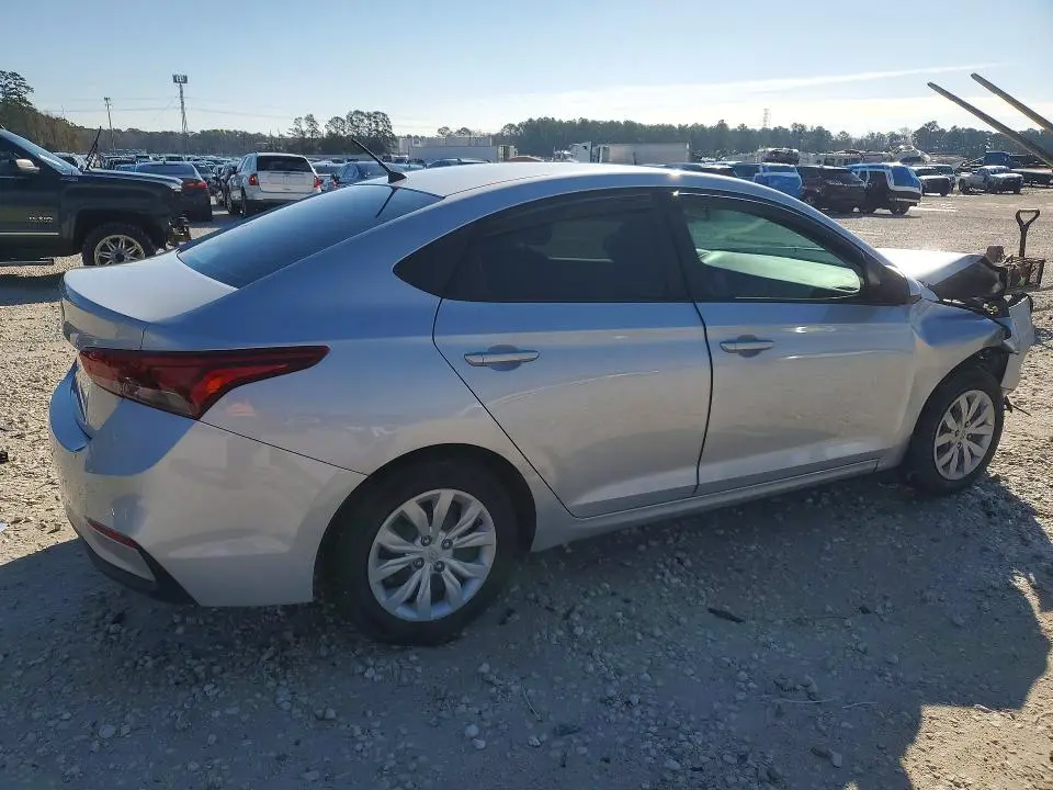 2021 HYUNDAI ACCENT SE  