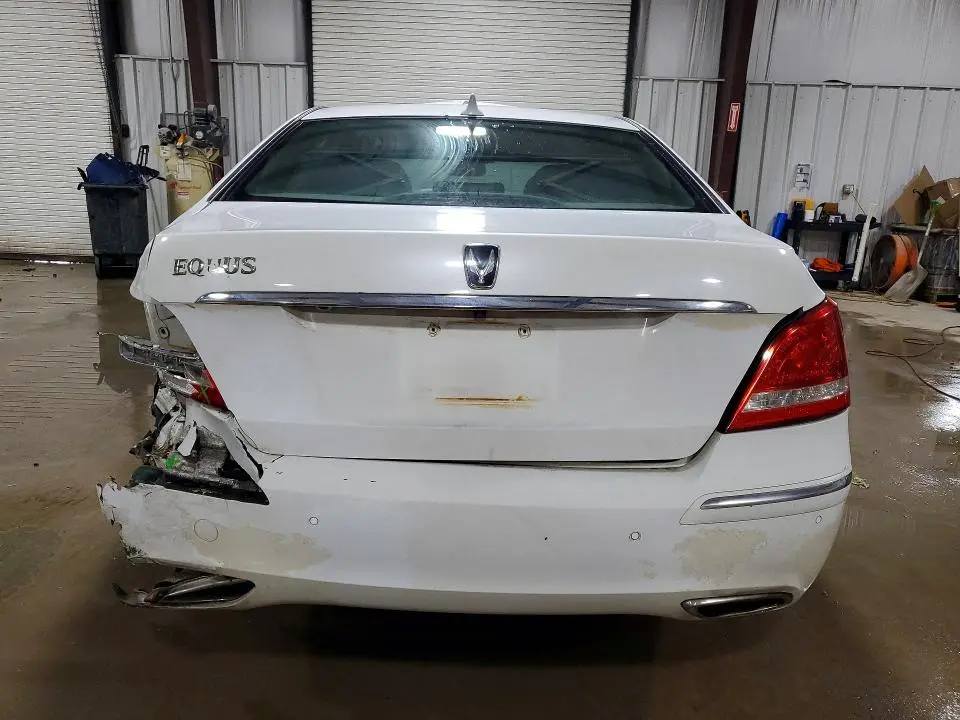 2011 HYUNDAI EQUUS SIGNATURE  