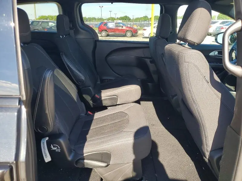 2019 CHRYSLER PACIFICA TOURING PLUS  