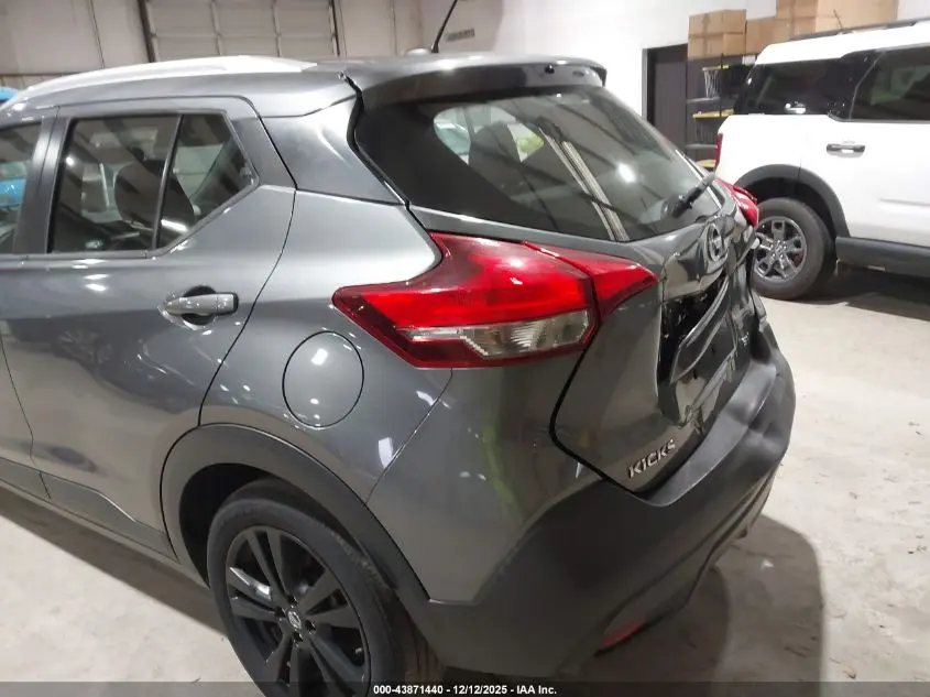 2019 NISSAN KICKS SV