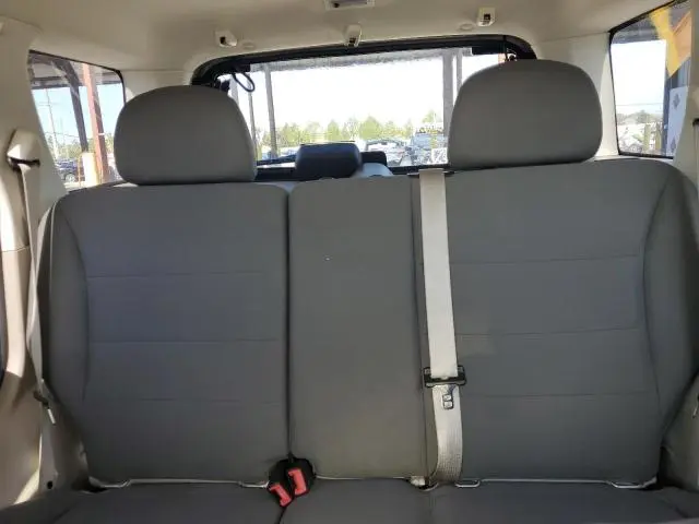 2010 FORD ESCAPE XLS  
