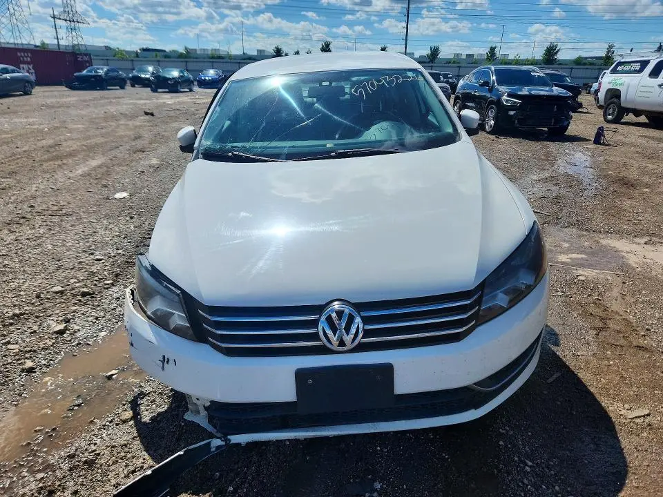 2014 VOLKSWAGEN PASSAT S  
