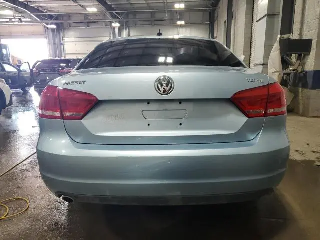 2013 VOLKSWAGEN PASSAT SE  
