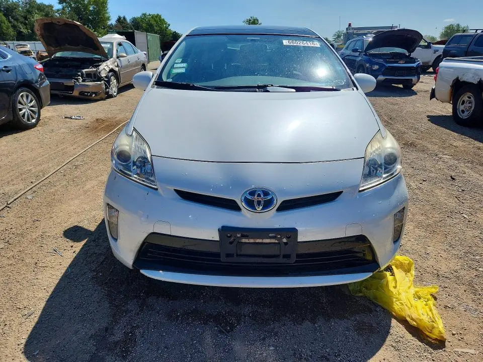 2013 TOYOTA PRIUS THREE  