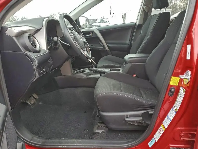 2017 TOYOTA RAV4 XLE  