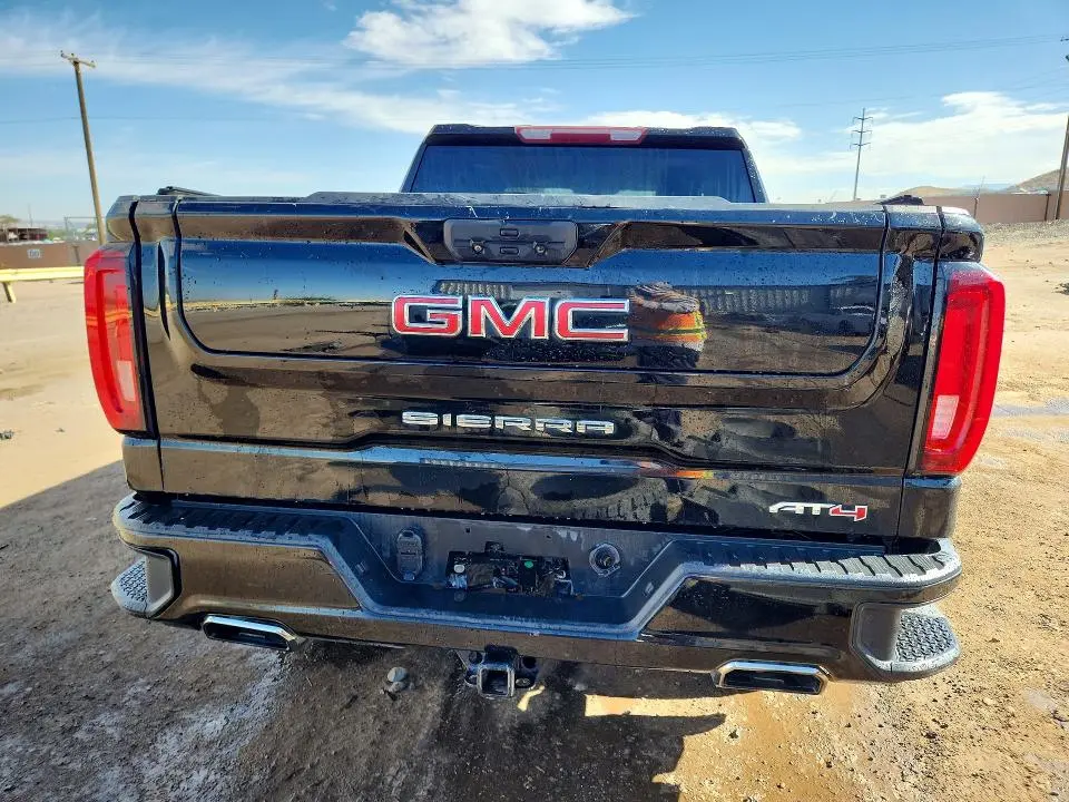 2021 GMC SIERRA K1500 AT4  