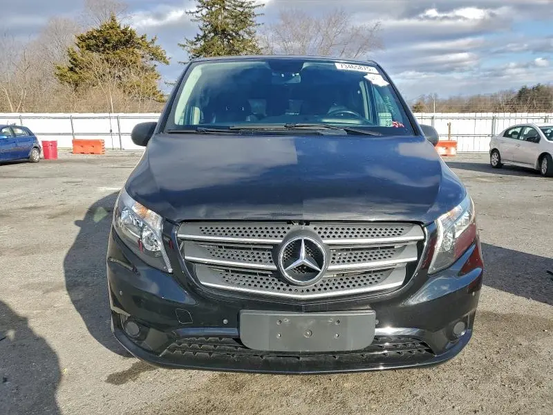 2018 MERCEDES-BENZ METRIS   