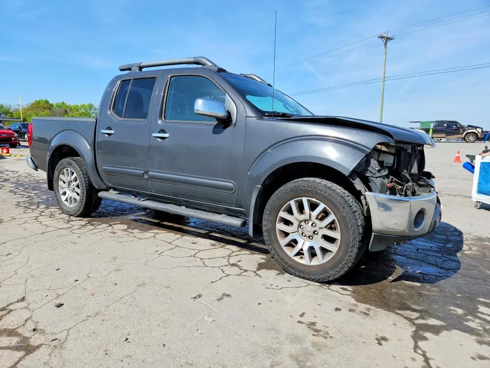2012 NISSAN FRONTIER S  