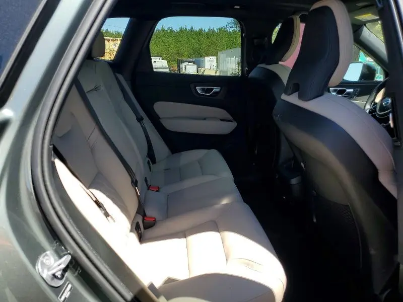 2026 VOLVO XC60 CORE  