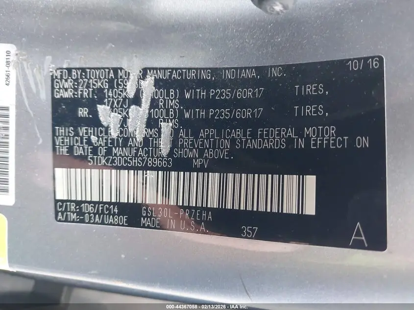 2017 TOYOTA SIENNA LE 8 PASSENGER