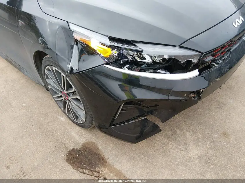 2023 KIA FORTE GT