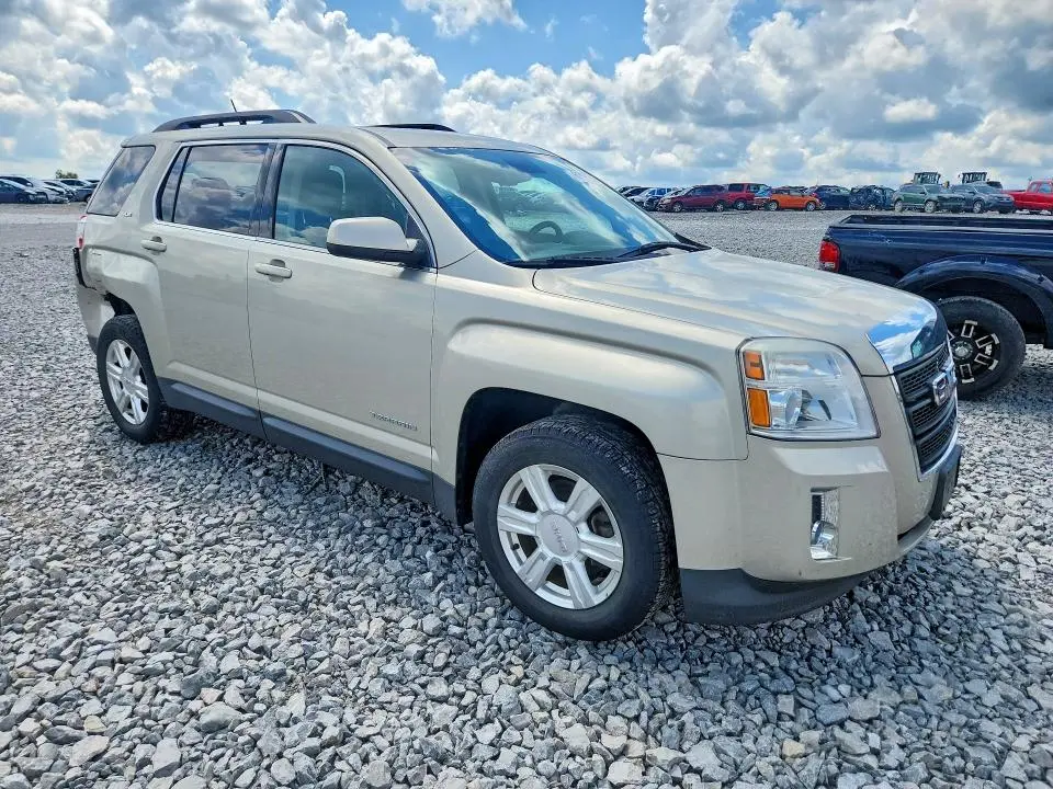 2014 GMC TERRAIN SLE  