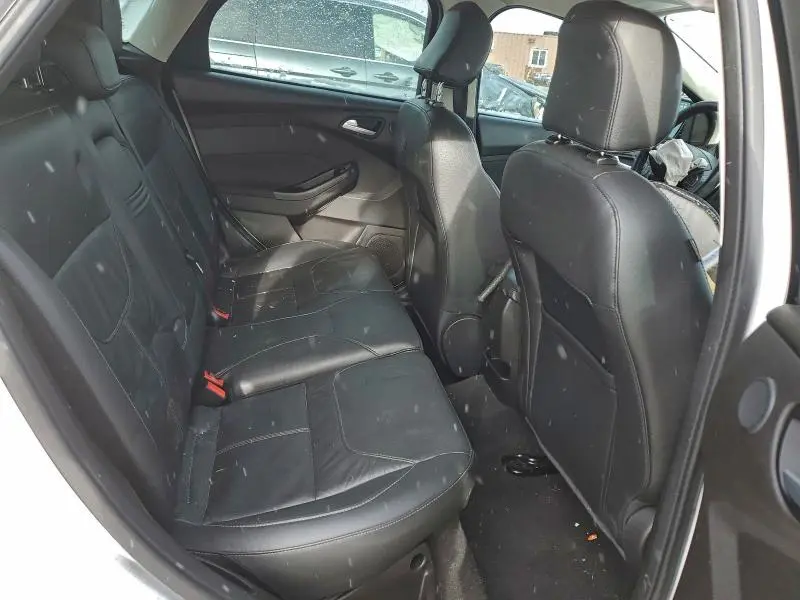 2016 FORD FOCUS TITANIUM  