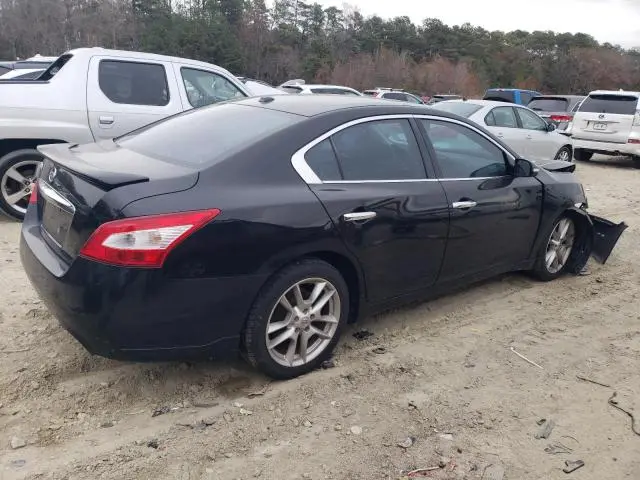 2011 NISSAN MAXIMA S  