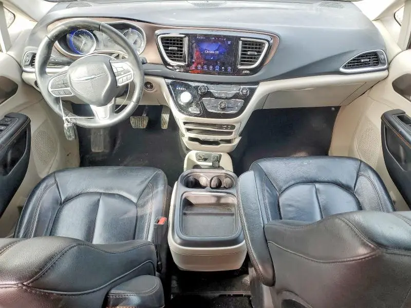 2017 CHRYSLER PACIFICA TOURING L  