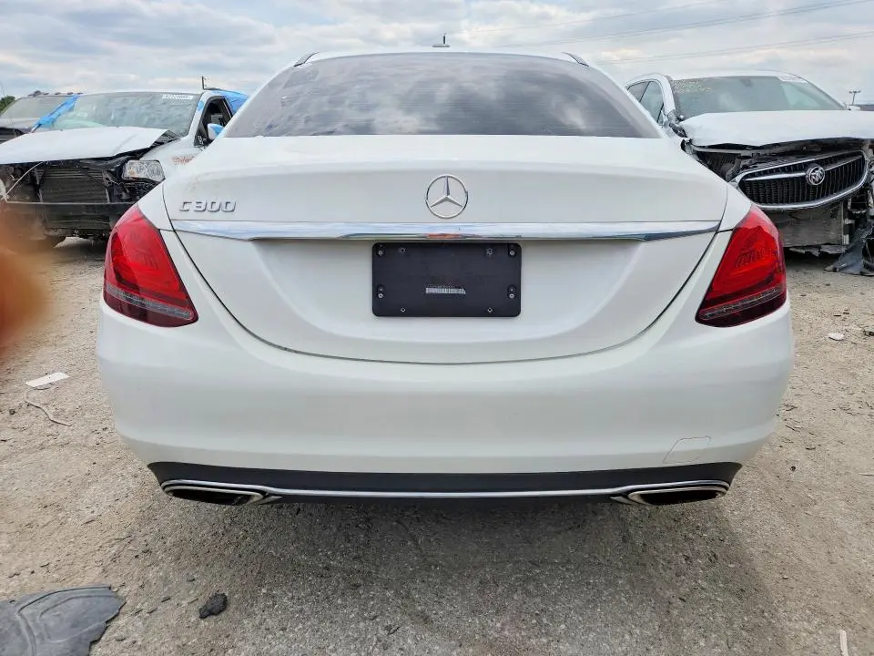 2019 MERCEDES-BENZ C 300  