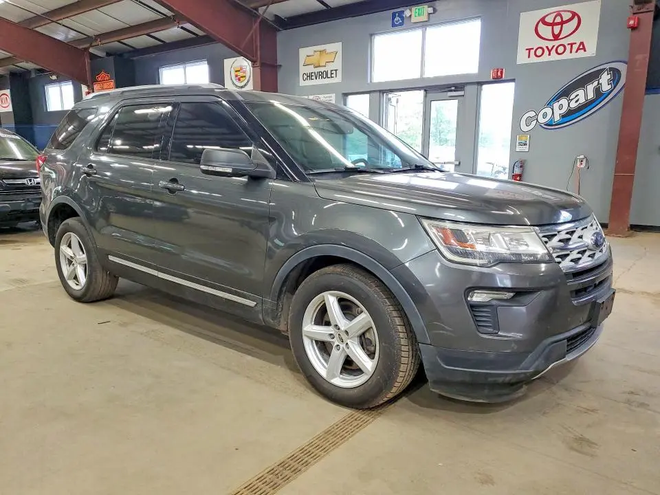 2019 FORD EXPLORER XLT  