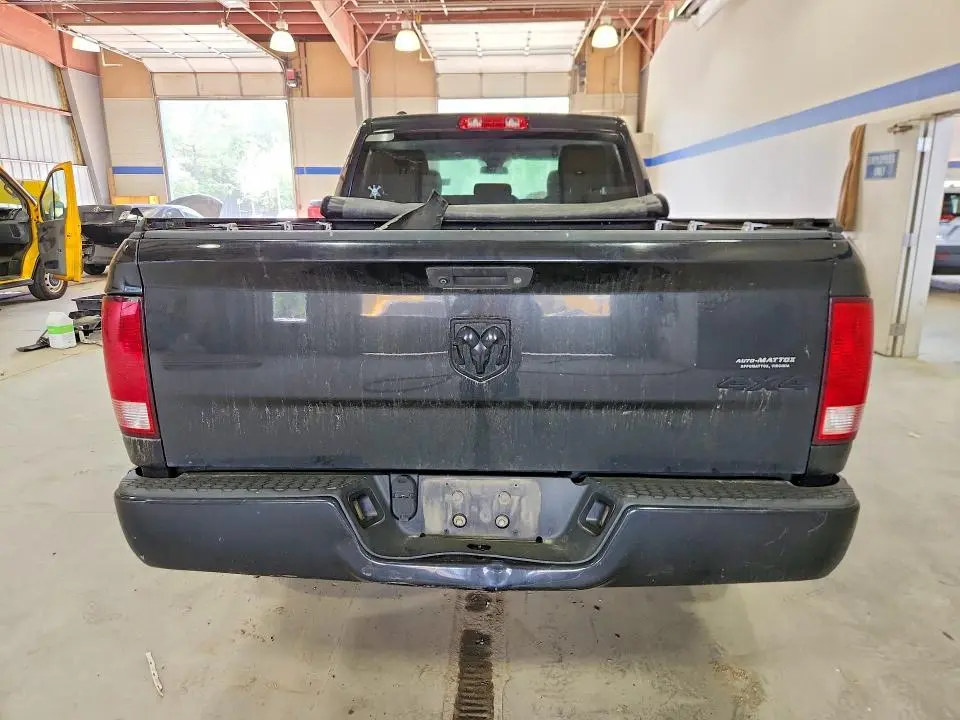 2017 RAM 1500 ST  