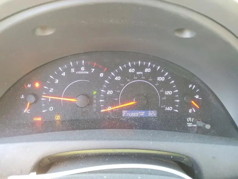 2011 TOYOTA CAMRY BASE  