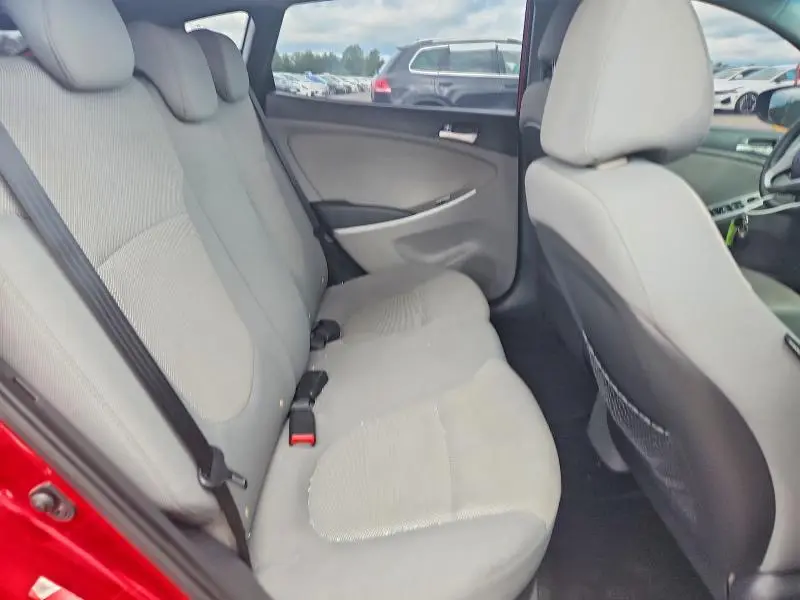 2013 HYUNDAI ACCENT GS  