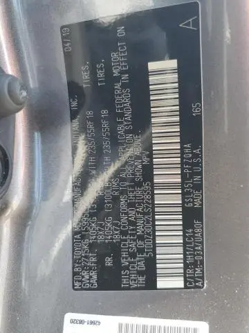 2020 TOYOTA SIENNA XLE  