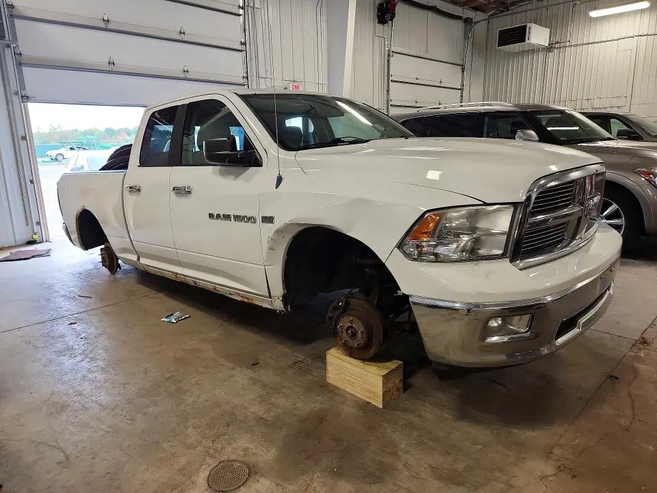 2012 DODGE RAM 1500 SLT  