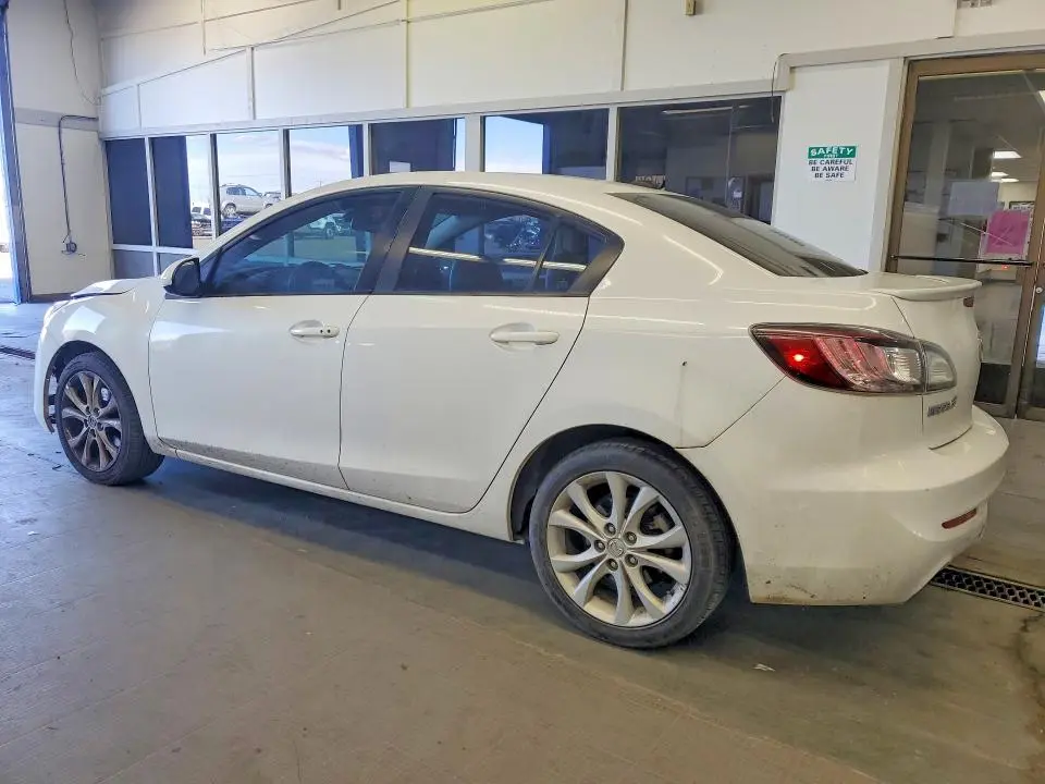 2010 MAZDA 3 S  
