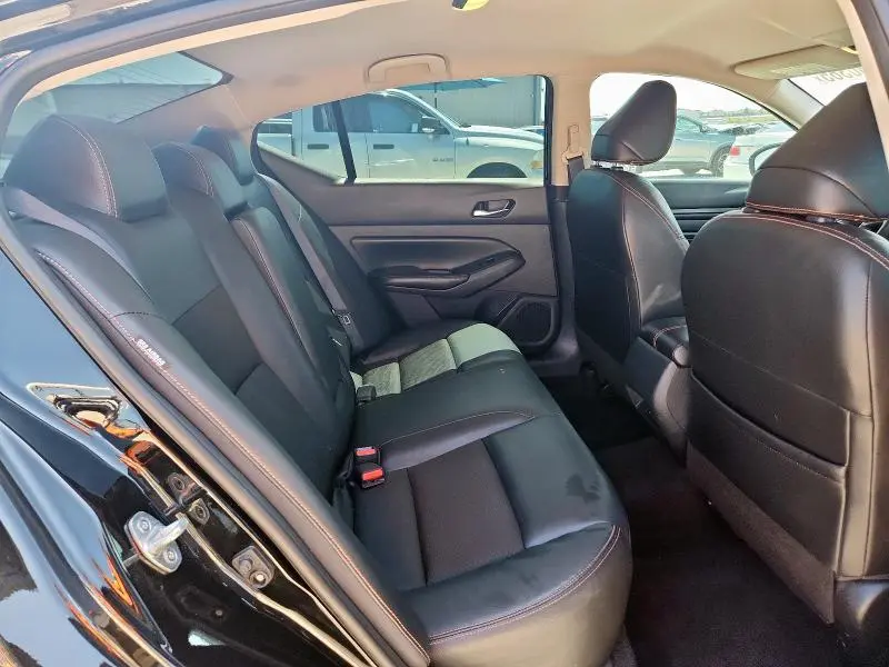 2022 NISSAN ALTIMA SR  