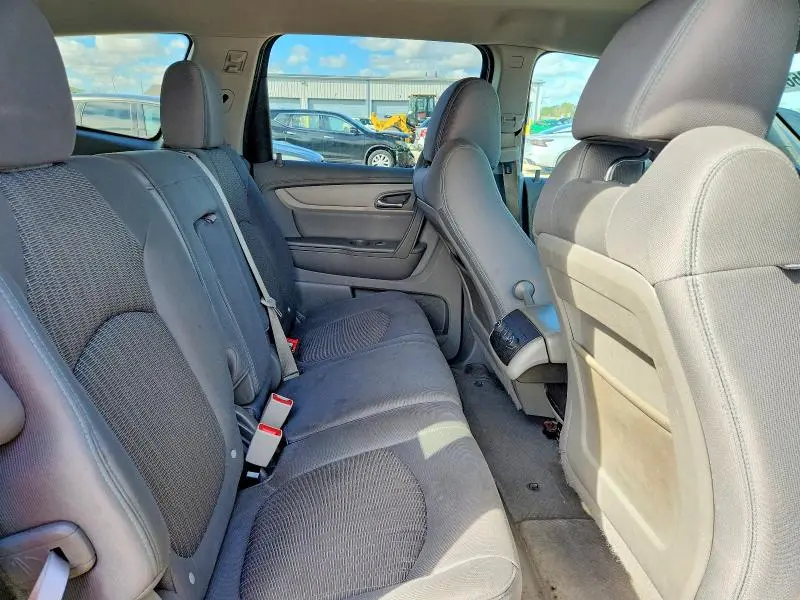 2017 CHEVROLET TRAVERSE LS  