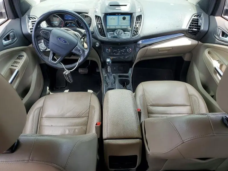 2017 FORD ESCAPE TITANIUM  