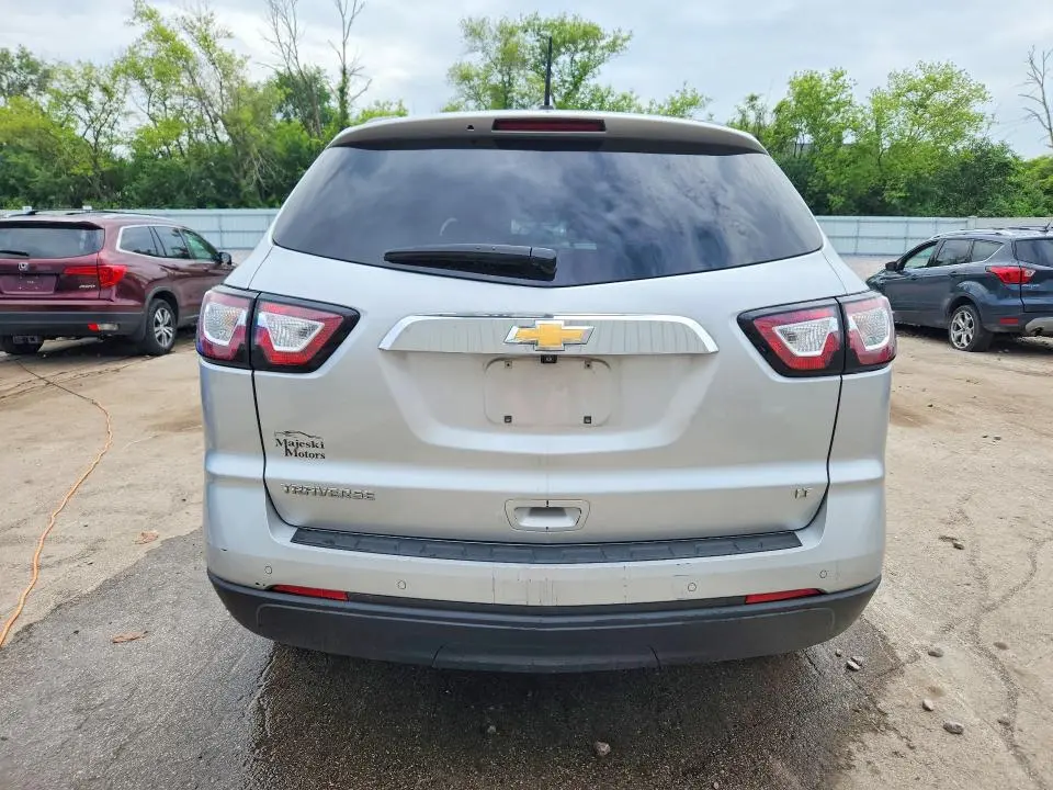 2017 CHEVROLET TRAVERSE LT  