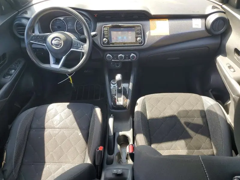 2020 NISSAN KICKS S  