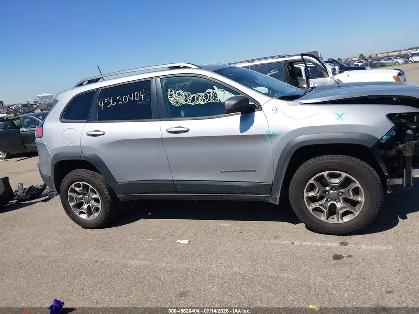 2020 JEEP CHEROKEE TRAILHAWK 4X4