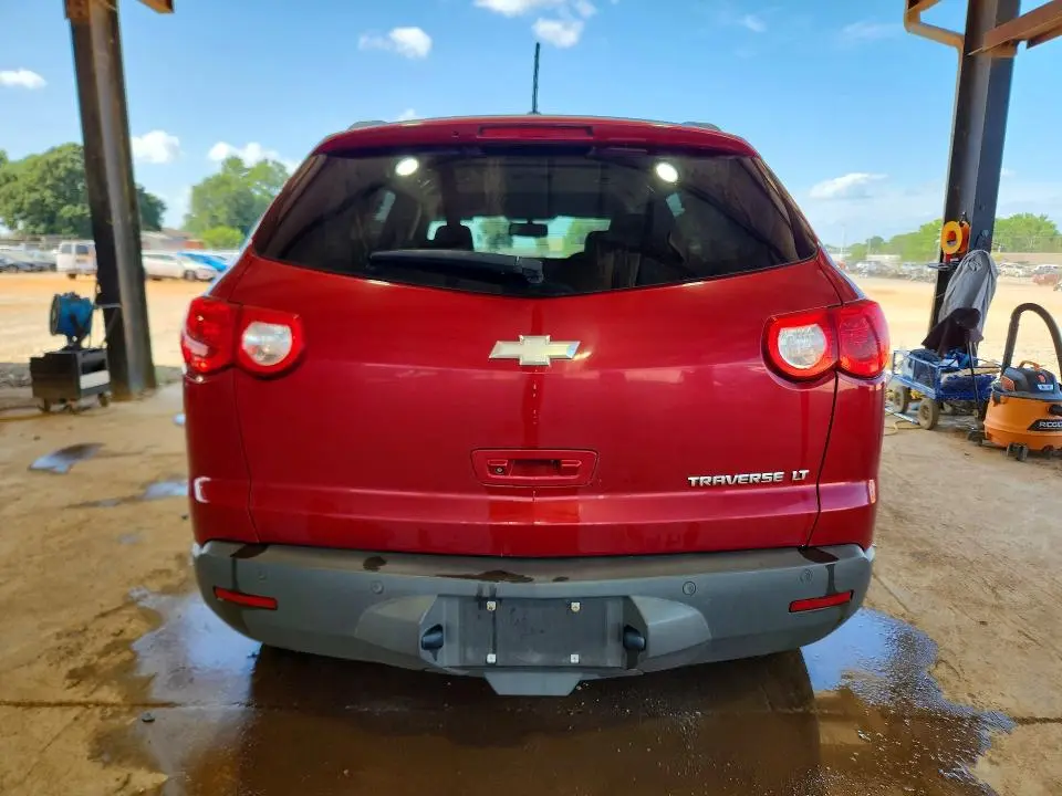 2012 CHEVROLET TRAVERSE LT  