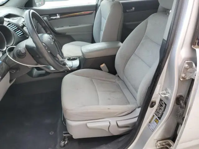2011 KIA SORENTO BASE  