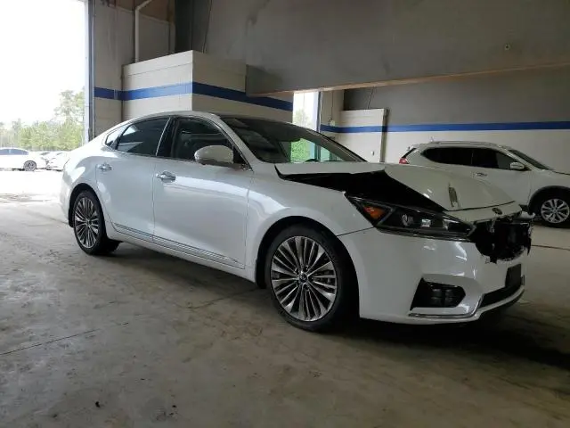 2019 KIA CADENZA LUXURY  