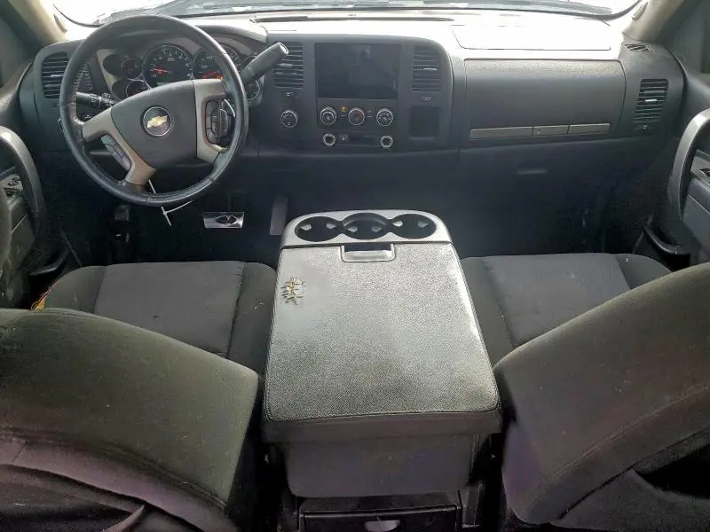 2011 CHEVROLET SILVERADO K1500 LT  