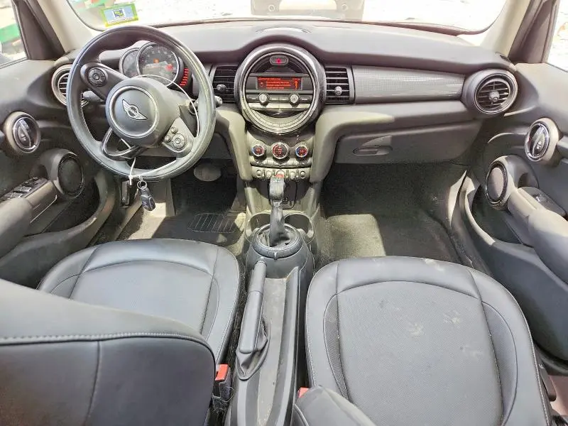 2016 MINI COOPER   