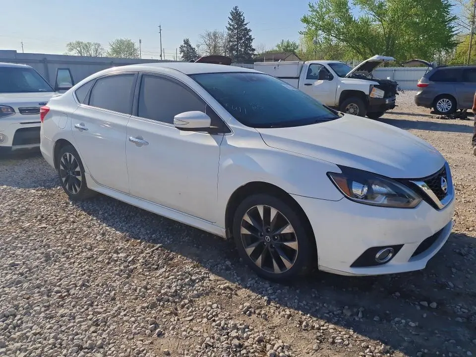 2019 NISSAN SENTRA SR  