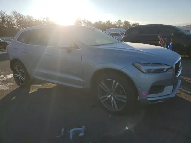 2018 VOLVO XC60 T5 MOMENTUM  