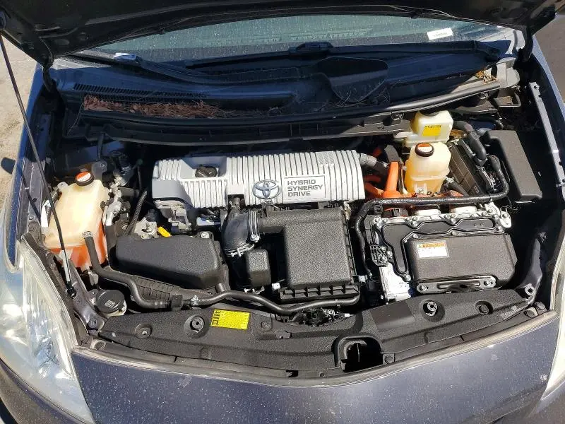 2014 TOYOTA PRIUS TWO  
