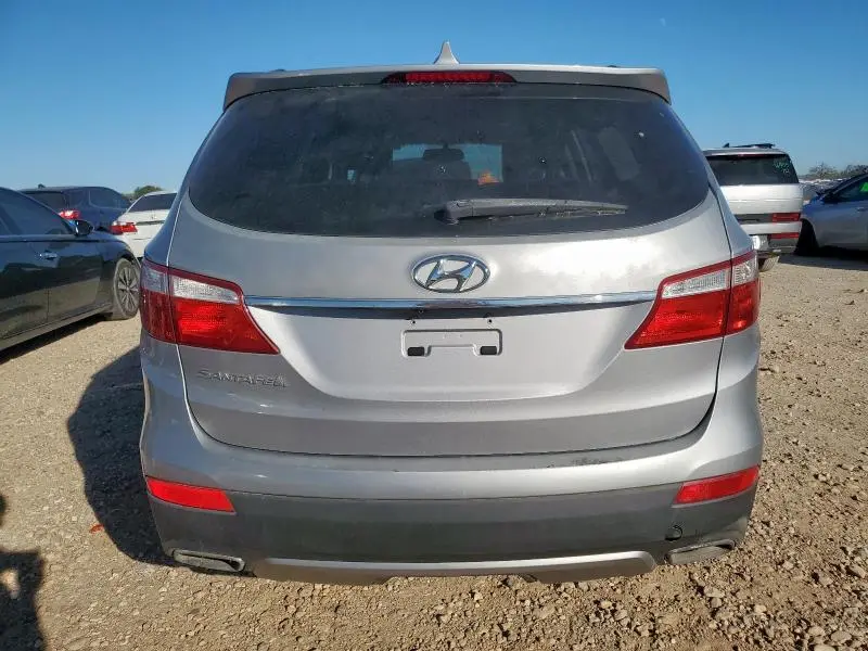 2016 HYUNDAI SANTA FE SE  