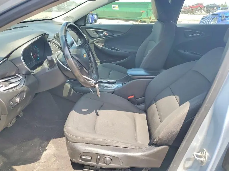 2017 CHEVROLET MALIBU LT  