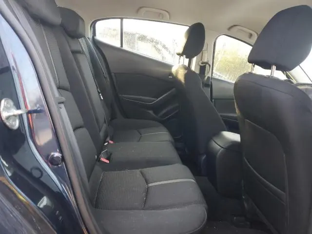 2018 MAZDA 3 TOURING  